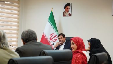 مخبر: صنعت فرش می‌تواند به یک عرصه اقتصادی تحول‌ساز بدل شود