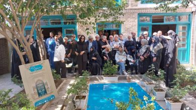 کاتبان قرآن در خانه پدری جلال‌آل‌احمد گردهم آمدند
