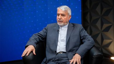 باید ایران زیبا و فرهنگی را برای جهانیان به نمایش بگذاریم باید ایران زیبا و فرهنگی را برای جهانیان به نمایش بگذاریم