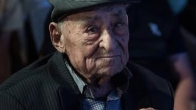 استاد نامدار کاشی معرق ایران درگذشت